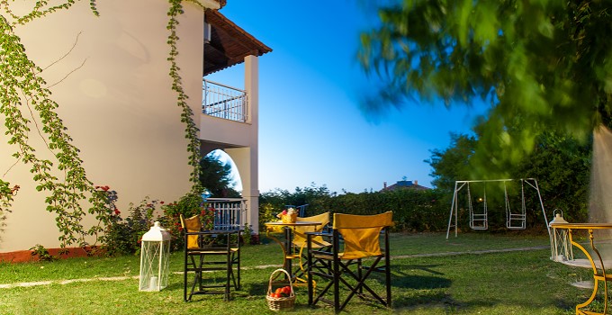 Holidays in Zakynthos - Armonia Studios & Apartments in Amoudi Psarou